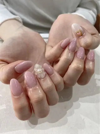 ミディアム Nail  R💫 naoのネイルデザイン