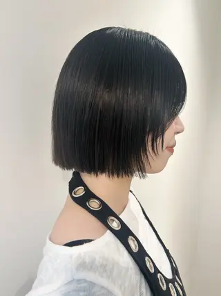 ミディアム 湯浅 美葉のヘアスタイル