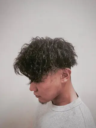 ショート パーマ メンズ HIROGINZA ヒロ銀座 青山所属・マツオ リュウホウ🐉のヘアスタイル