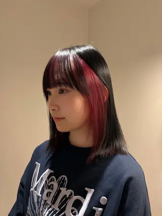 ミディアム カラー FILMS所属・FILMS 銀座店 Mikotoのヘアスタイル