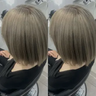 ミディアム カラー ⚡️ブリーチリタッチ グレー/ハイライトのヘアスタイル
