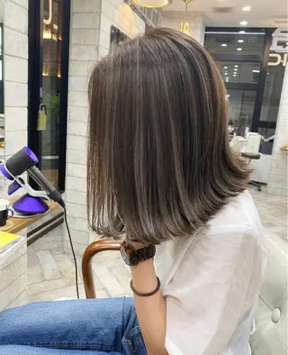 ミディアム ハイライト、レイヤー カット/西梅田/中西のヘアスタイル