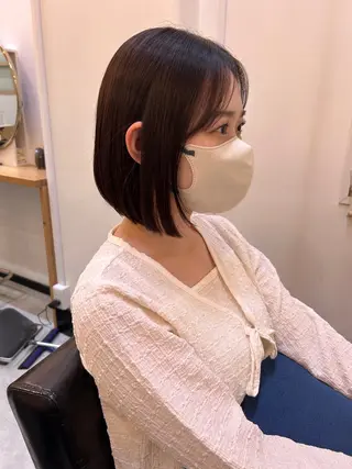 ミディアム CARICIA 白木 由里加のヘアスタイル