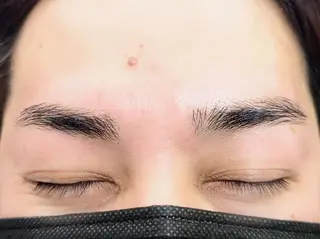 メンズ アイブロウ color eyelash所属・color 能見台 Saoriのマツエク・マツパデザイン