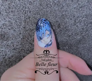 ミディアム ネイル Belle fleurのネイルデザイン