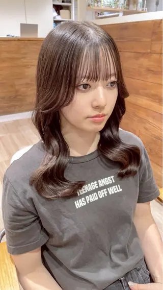 セミロング カラー 似合わせカット ▫️イチカ🌻のヘアスタイル