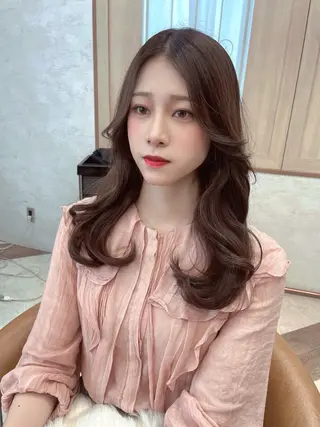 セミロング Kanami/韓国風 /艶カラーのヘアスタイル