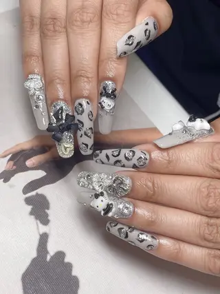 ネイル コウ ヨウのネイルデザイン