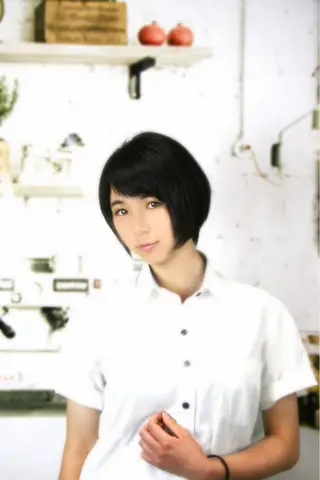 ショート anyhow academyのヘアスタイル