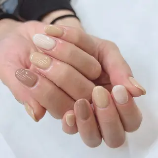 ネイル MAXKELLY TSUGUMIのネイルデザイン