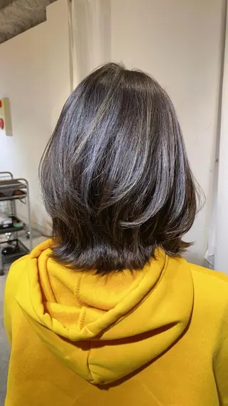 ミディアム ブリーチ ツイスパ フクヤマシンのヘアスタイル