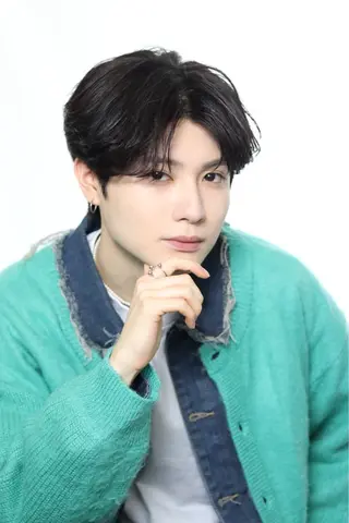 ショート パーマ メンズ [渋谷ブリーチ] 玲弥のヘアスタイル