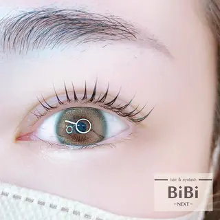 マツエク・マツパ BiBi-NEXT-所属・茂木 あゆかのヘアスタイル