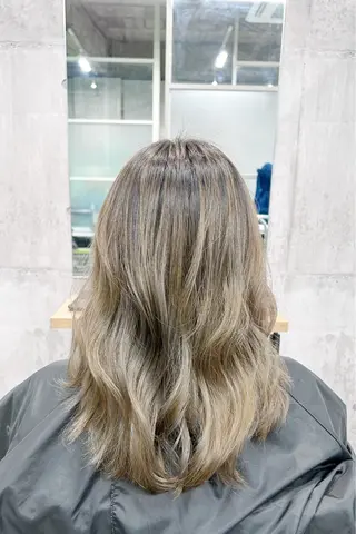 ロング カラー newi赤羽 ✂️KEN✂️のヘアスタイル