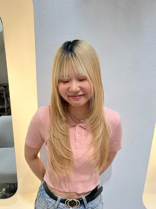ロング R u i /透明感カラーのヘアスタイル