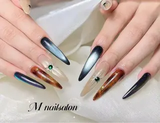 ネイル 🎀M nails✨ ビューティーのネイルデザイン