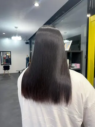 ロング 桒村 沙綾のヘアスタイル