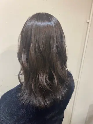 ミディアム カラー ZAZA YUKAのヘアスタイル