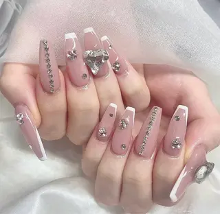 ネイル UniqueNail 長さだし専門店のネイルデザイン