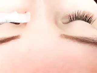 マツエク・マツパ ナチュレ所属・ナチュ レのマツエク・マツパデザイン