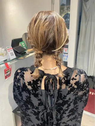 ミディアム ヘアアレンジ Aya　ブリーチなし 🌱　ダブルカラーのヘアスタイル