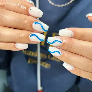 ネイル Laki nailのネイルデザイン