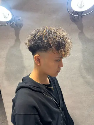 ショート カラー パーマ メンズ メンズ特化⚡️パーマ テッタのヘアスタイル