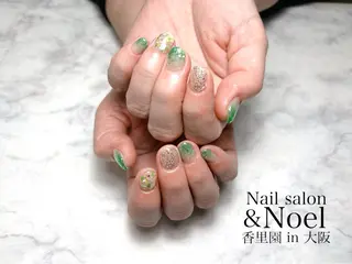 ネイル Nailsalon &Noel所属・もも 🍑のネイルデザイン