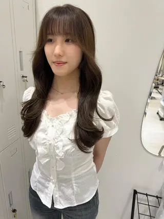 ロング カラー 透け 艶感カラー齊木 勇人のヘアスタイル