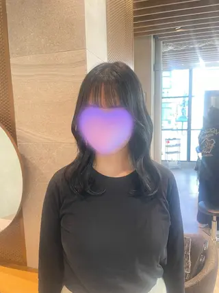 ミディアム 新宿/新宿三丁目 yuinaのヘアスタイル