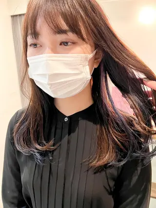 セミロング カラー ミディアムパーマ /癖毛パーマのヘアスタイル