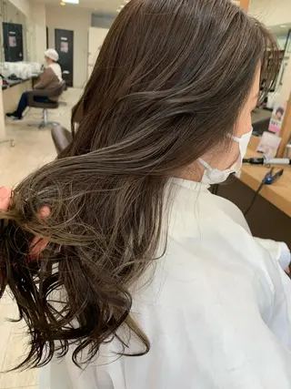 ロング カラー Lien 深井店のヘアスタイル