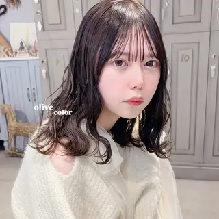カラー ヘアアレンジ 鎌形 李々果のヘアスタイル