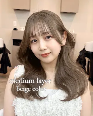 ミディアム Aura所属・丸山 心 / 艶カラーのヘアスタイル