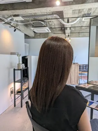 ロング カラー SOL所属・透明カラー/ショート /髪質改善/亀山貴之のヘアスタイル