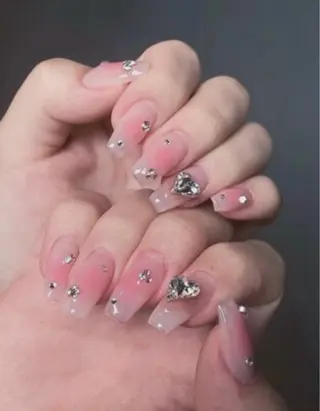 ネイル queen nail 新宿店のネイルデザイン