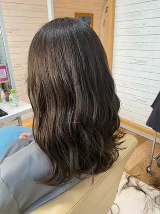 ミディアム 荒木 たけるのヘアスタイル