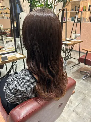 ロング La Bless 大阪梅田所属・梅田 ミディアム ショートYUKINOのヘアスタイル