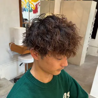 パーマ メンズ GISELA サリナのヘアスタイル