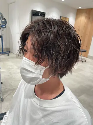 ショート カラー パーマ ヘアアレンジ メンズ パーソナルカラー合わ せたカラー🤍なつみのヘアスタイル