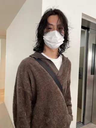 ミディアム oma 袮次金 鈴香のヘアスタイル