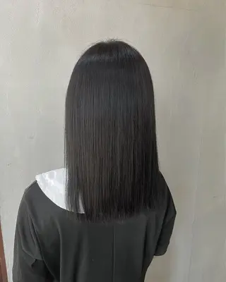 アキト/ メンズ/透明感暗髪のヘアスタイル