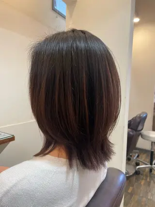 ミディアム 平 真亜里のヘアスタイル