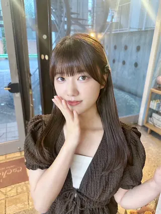 ロング 柴田 すず花のヘアスタイル