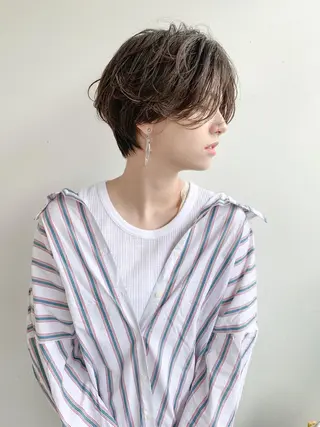 ショート カラー ショート/レイヤー なら石井知希のヘアスタイル