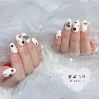 ネイル はあとねいる天王町店所属・HARUKA 🐼のネイルデザイン