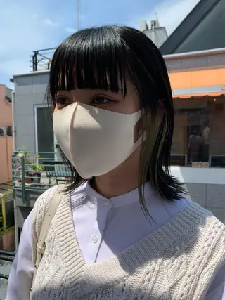 ショート カラー 平 ちひろのヘアスタイル