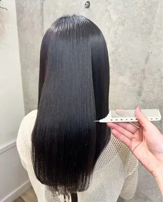ロング 柴田 すず花のヘアスタイル