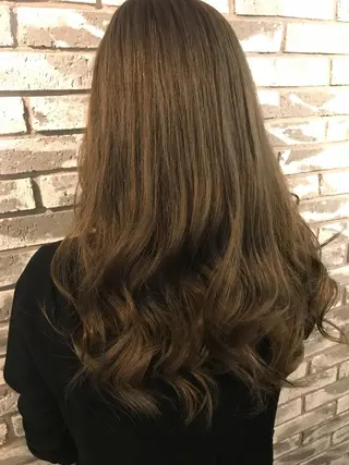 ロング カラー Dita AIR所属・Rina Imaiのヘアスタイル