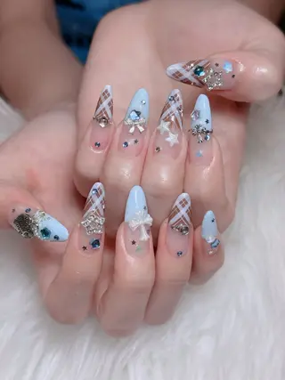 ネイル Lumi Nail 新大久保3‘のネイルデザイン